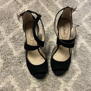 Life Stride Heels